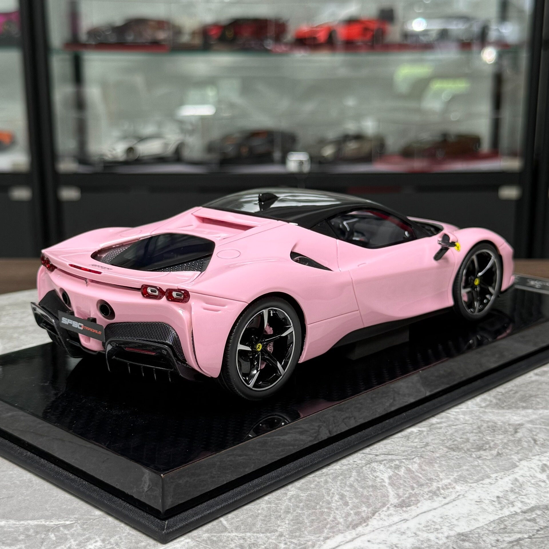 Vehicle Art Ferrari SF90 1:18 Resin Model image 7