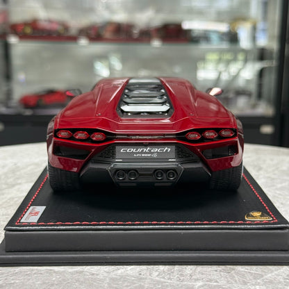 MR Lamborghini Countach LPI800-4 1:18 Resin Model image 7