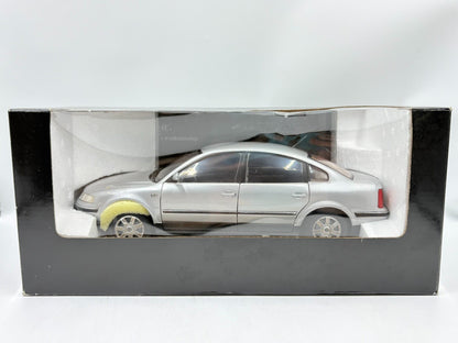Scale Model Silver - immagine 7