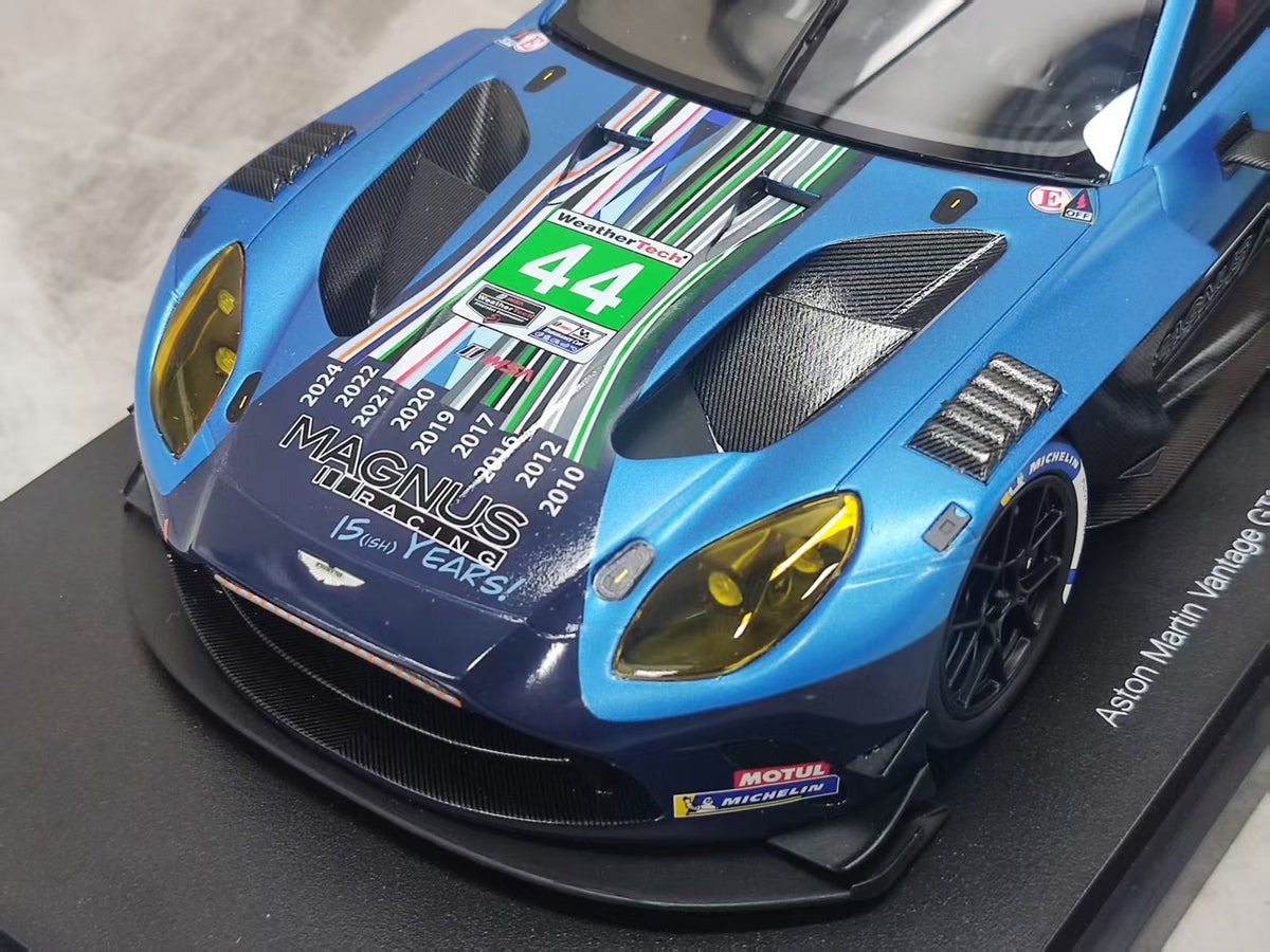 TopSpeed Aston Martin Vantage GT EVO Magnus Racing BlueLivery 1:18 - immagine 7