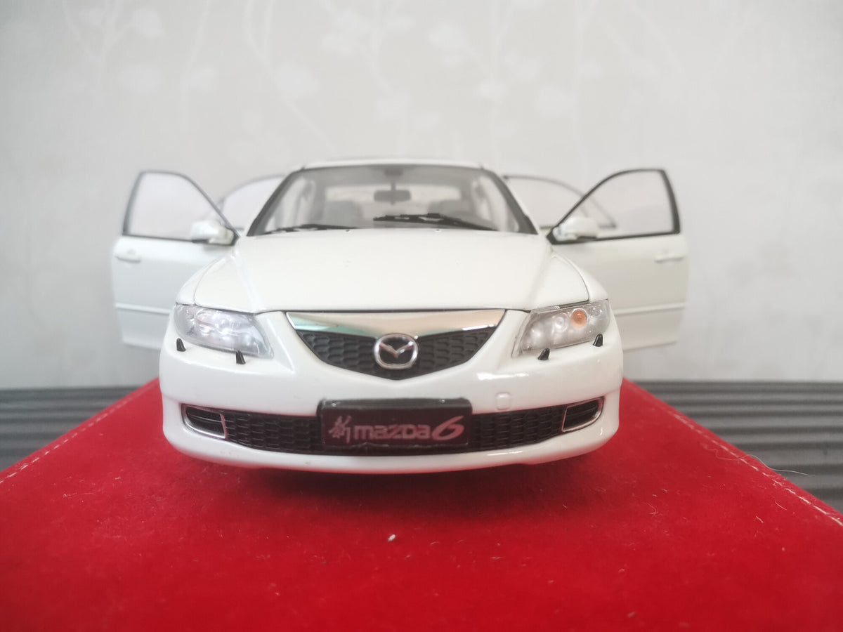 Scale Model 1 18Model White - immagine 7