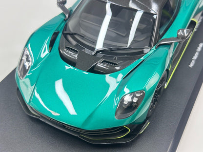 TopSpeed Aston Martin Valhalla P Podium 1:18 Green - immagine 7