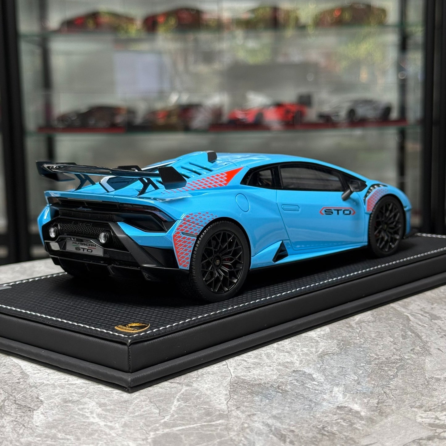 MR Lamborghini 1:18 Resin Model image 7