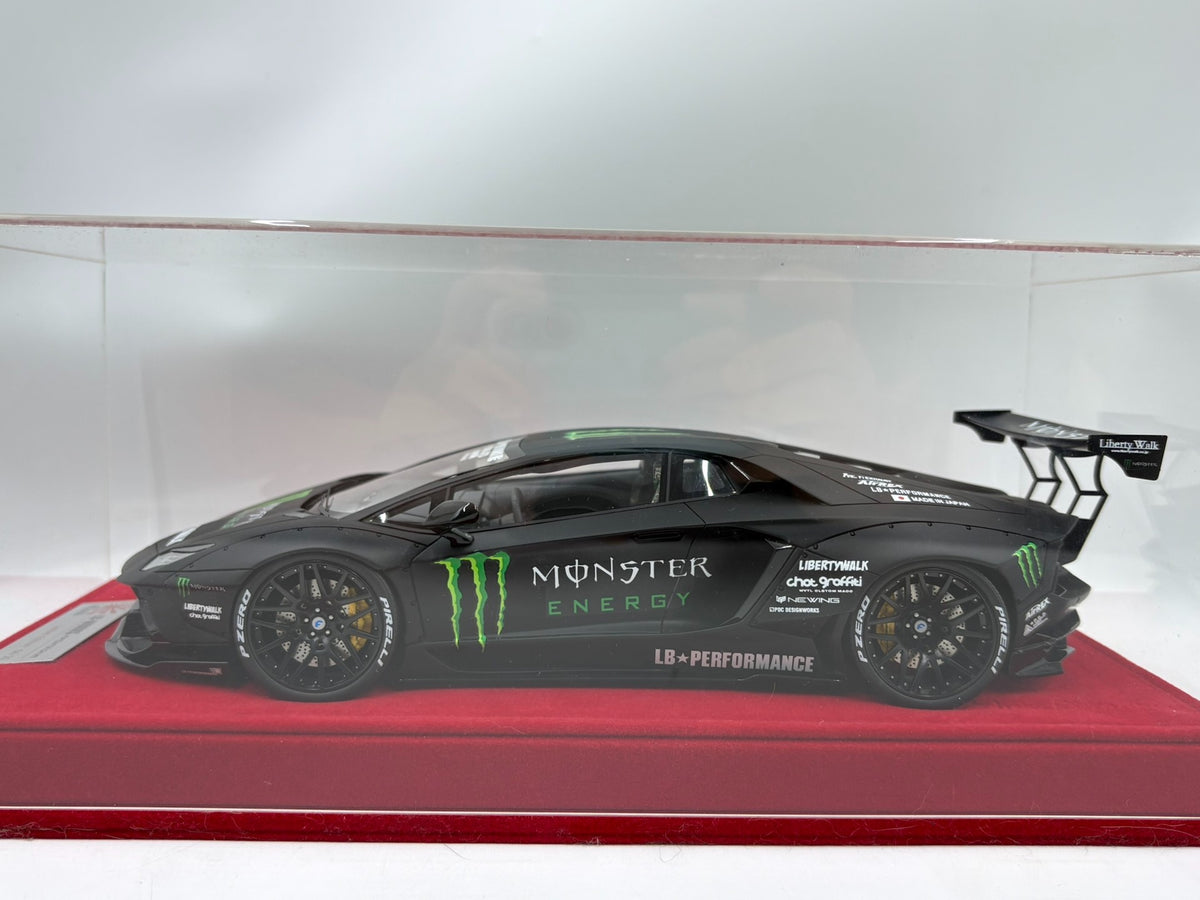 Scale Model LB-works LamborghiniAventador LP 1:18 - immagine 7