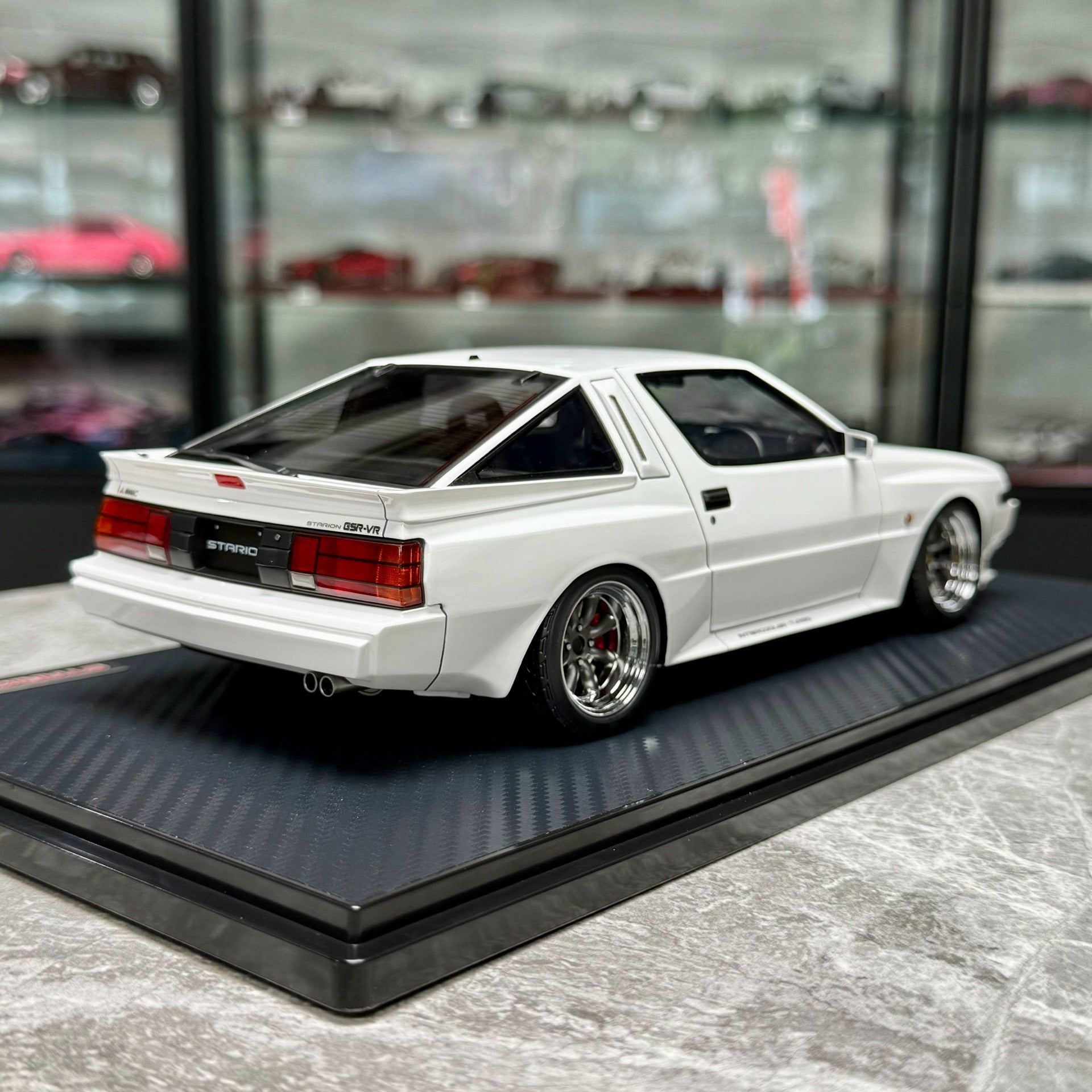 Ignition Model Mitsubishi STARION 2600 GSR-VR 1:18 Resin Model image 7