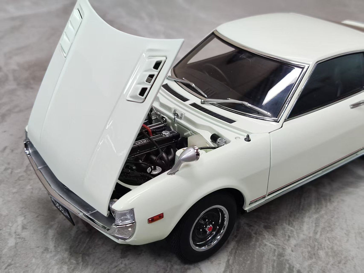 AR AUTO Art 1 18 Toyota CELICA 2000GT RA25 1:18 White - immagine 7