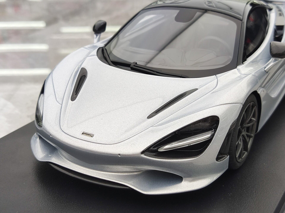 TopSpeed McLaren 750S 1:18 Silver - immagine 7