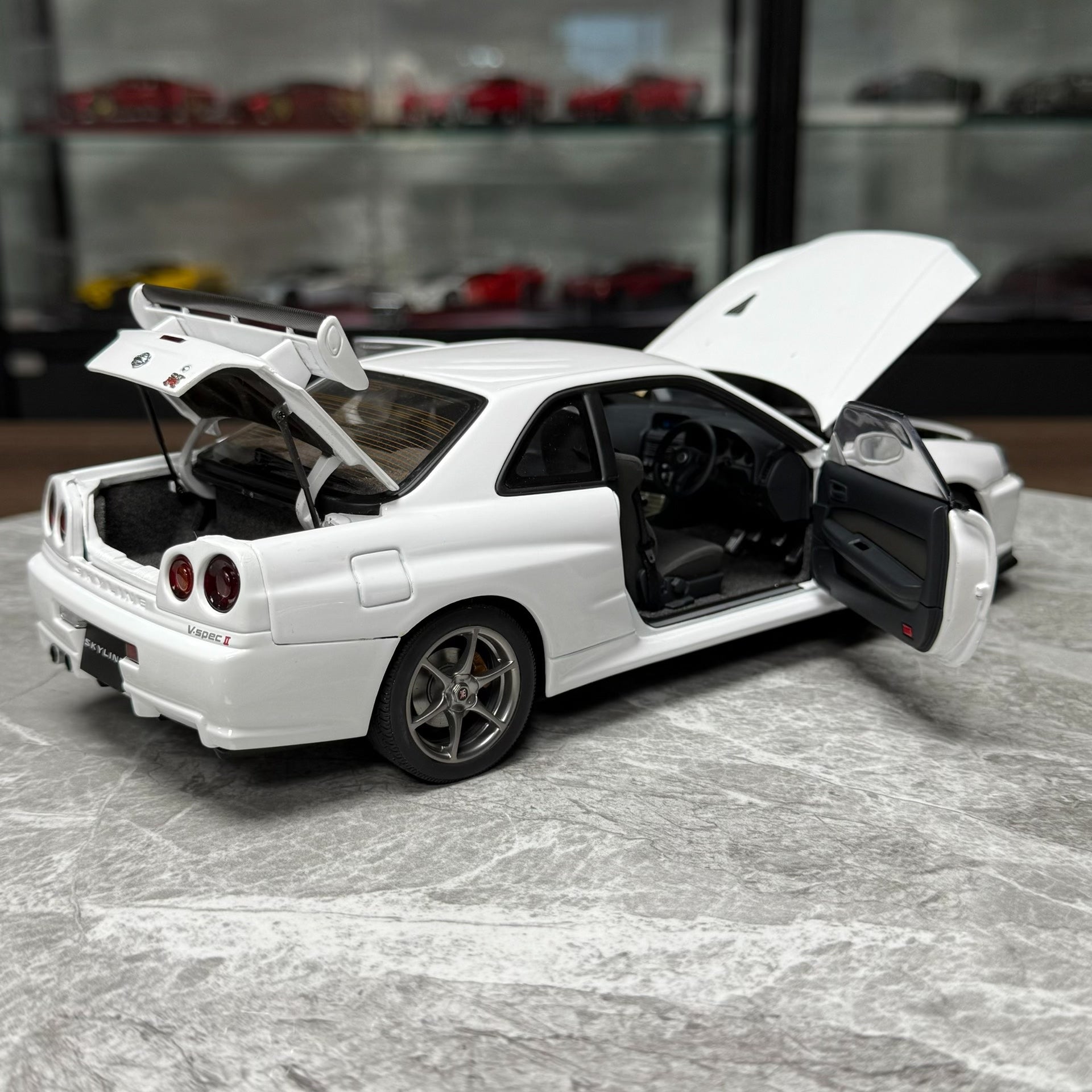 AUTOart Nissan R34 GT-R V-Spec 1:18 Alloy Model image 7