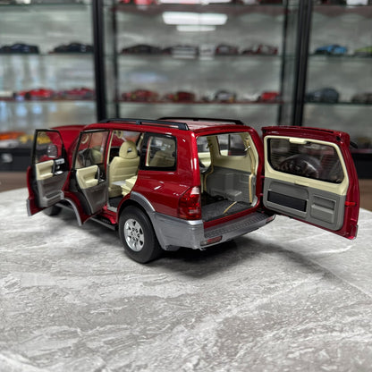 YC Model Mitsubishi V73 1:18 Alloy Model image 7