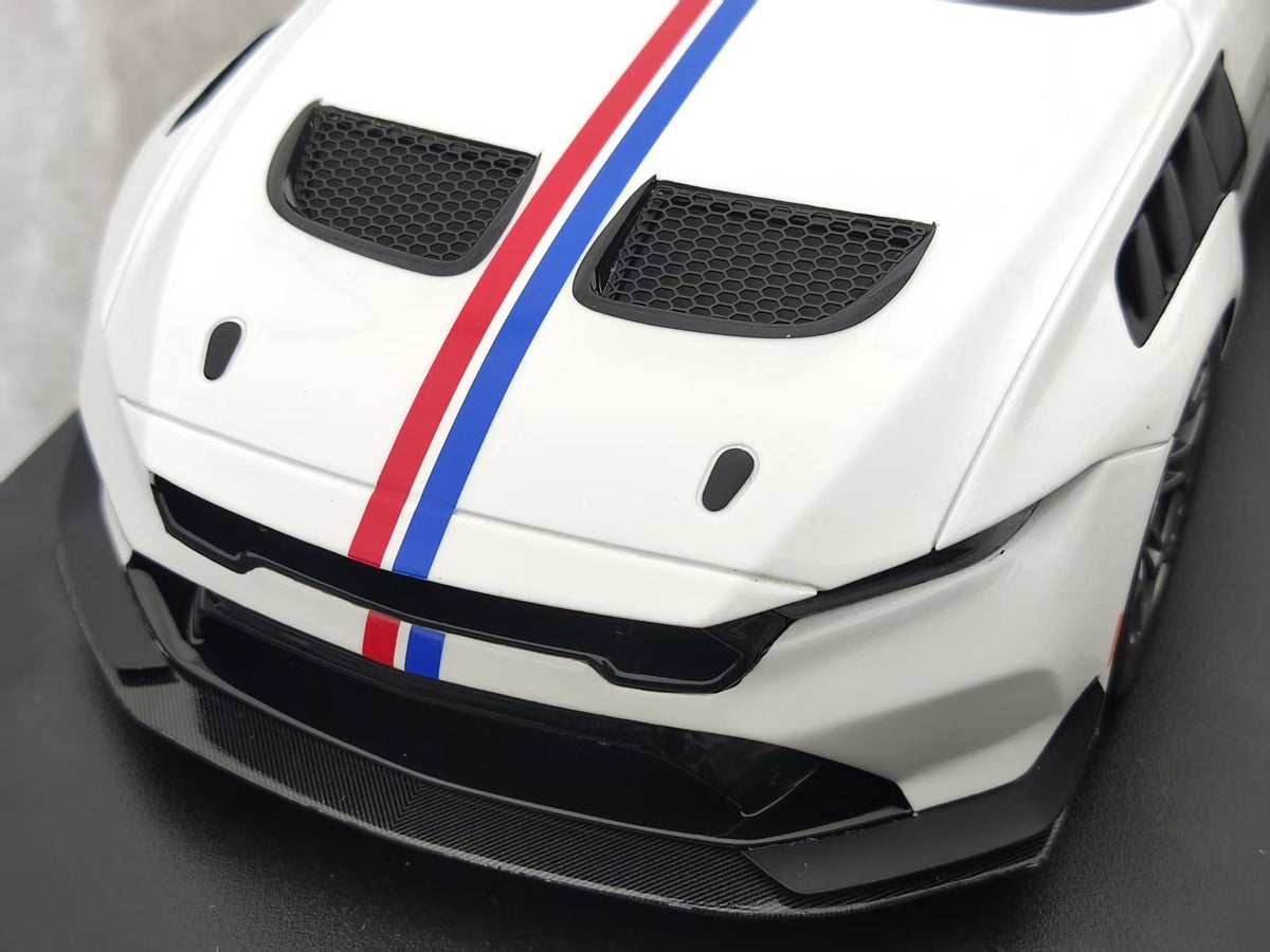 TopSpeed Ford Mustang GTD S Spirit of America 1:18 White - immagine 7