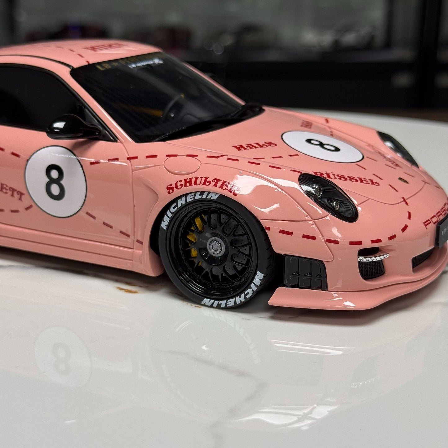 GT Spirit Porsche 911 997 LB-WORKS 1:18 Resin Model image 7