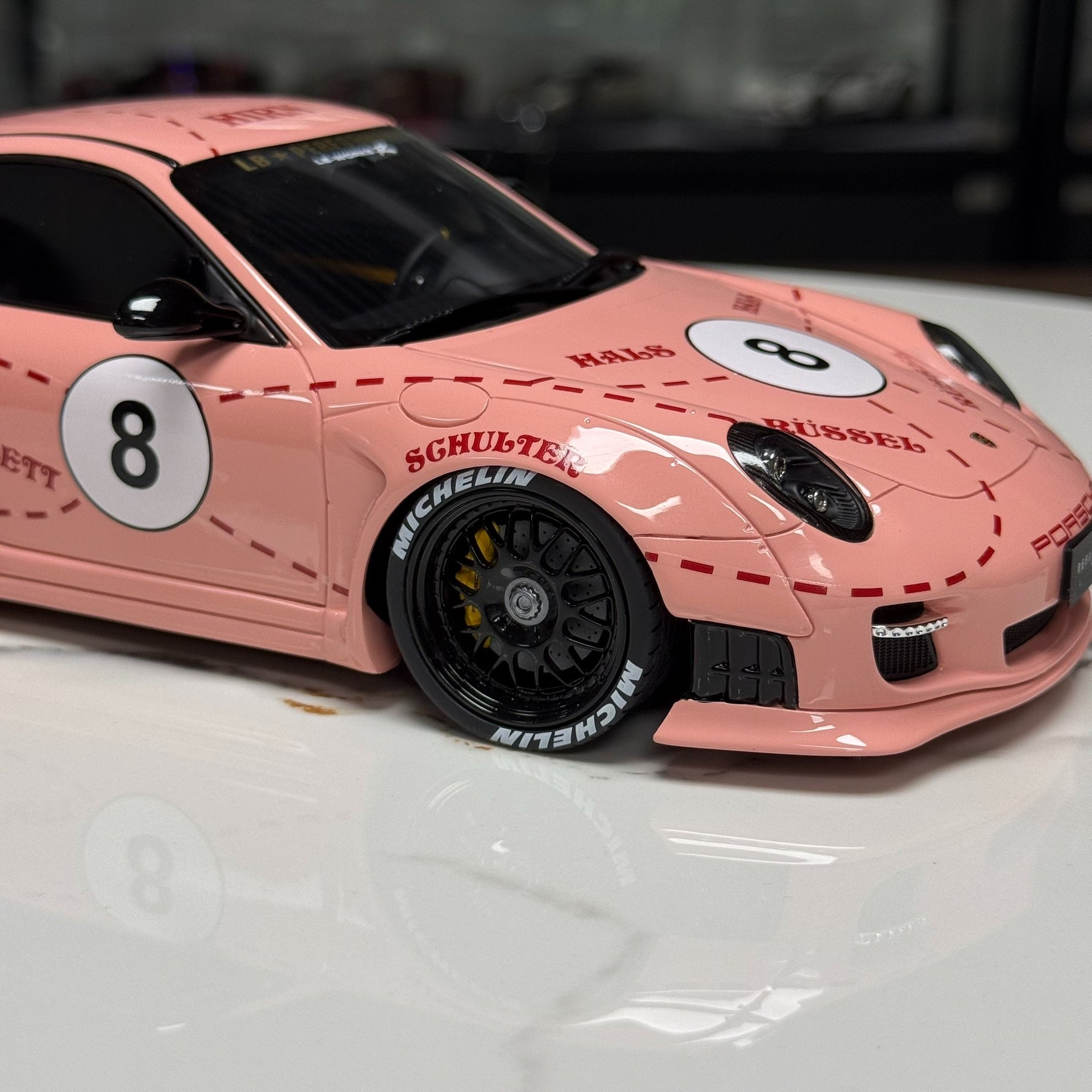 GT Spirit Porsche 911 997 LB-WORKS 1:18 Resin Model image 7