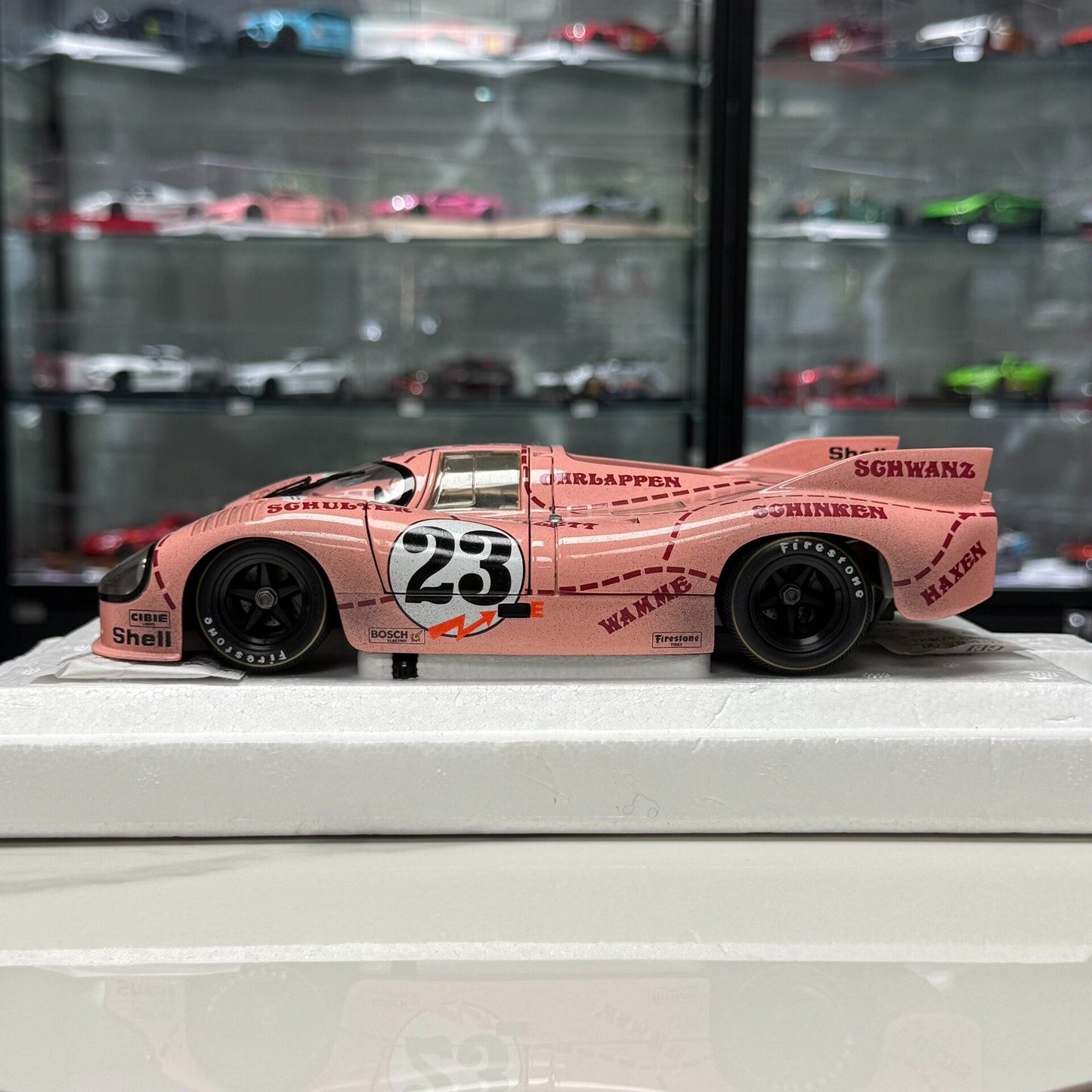 MINI GT Porsche 917 1:18 Alloy Model image 7