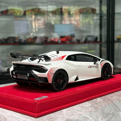 MR Lamborghini 1:18 Resin Model image 7