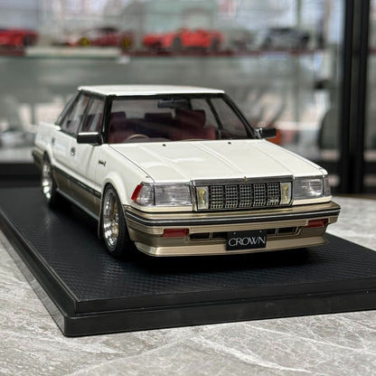Ignition Model Toyota Crown 3.0 G(120) 1:18 Resin Model image 7