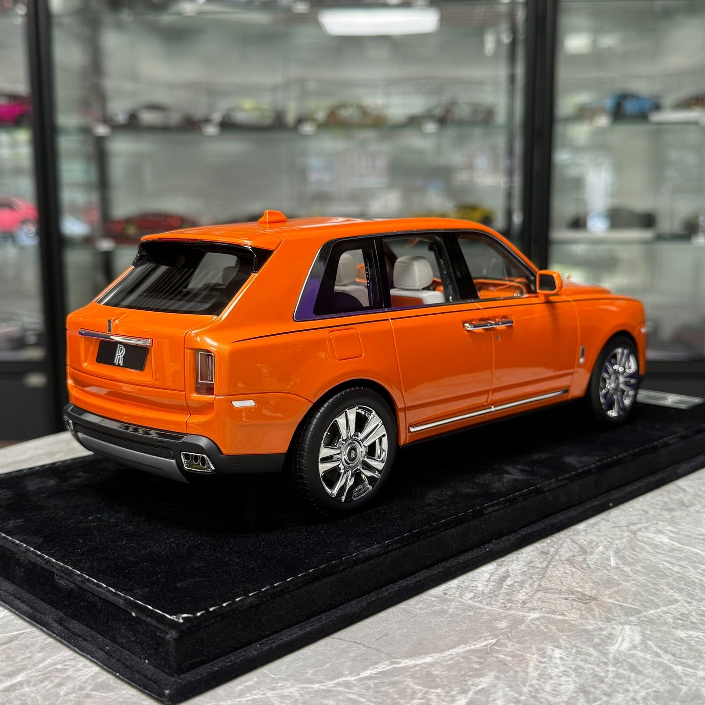 HH Model Rolls-Royce Cullinan 1:18 Resin Model image 8