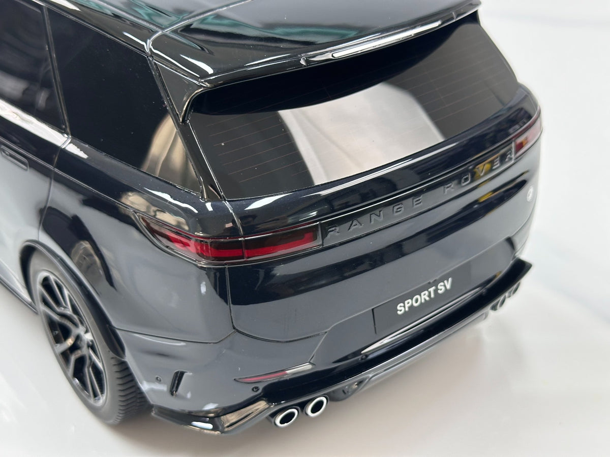 GT Spirit Land Rover Range SV EDIT TWO 1:12 Black - immagine 8