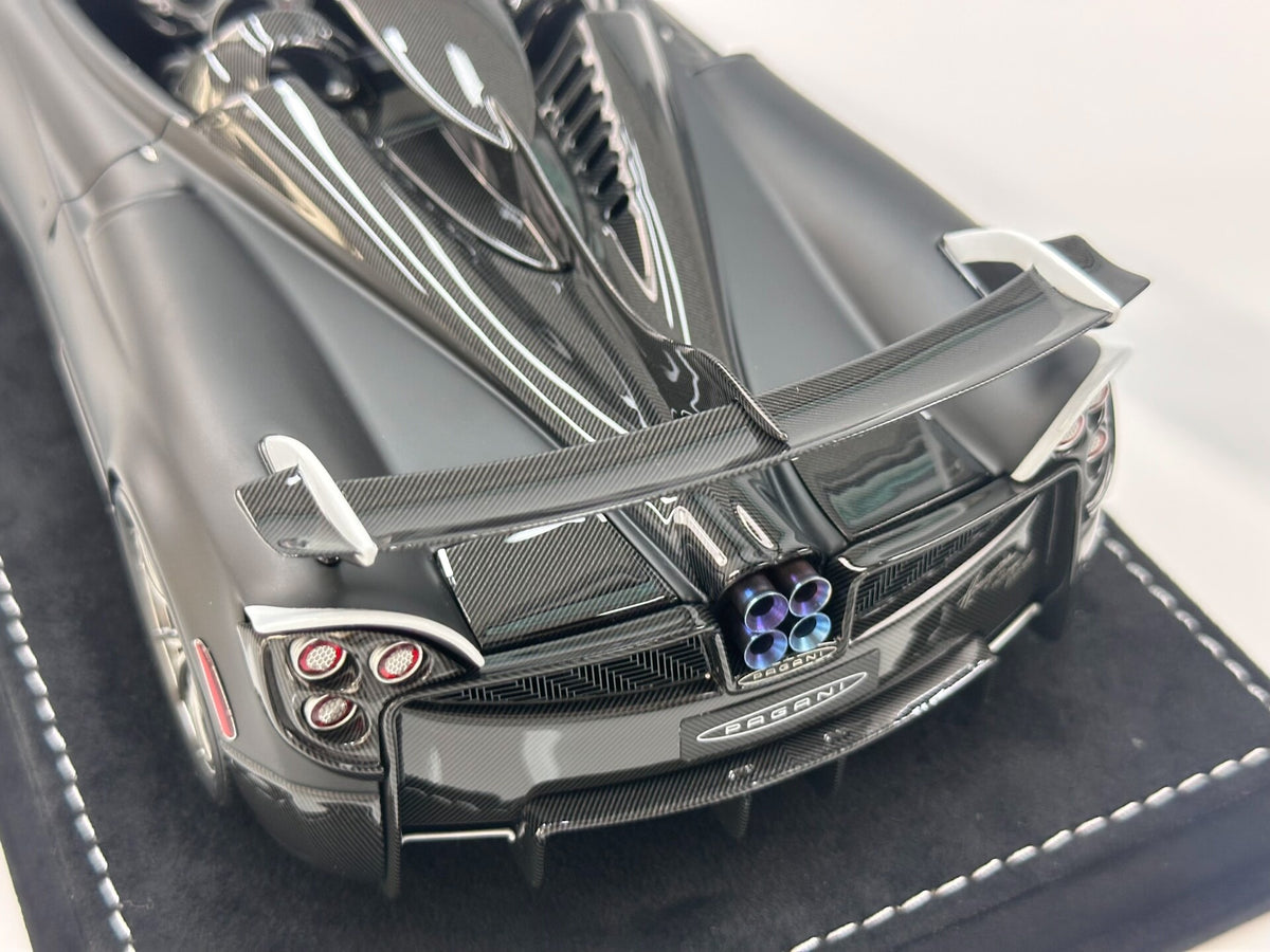HH MODEL Pagani Huayra Matte 1:18 - immagine 8