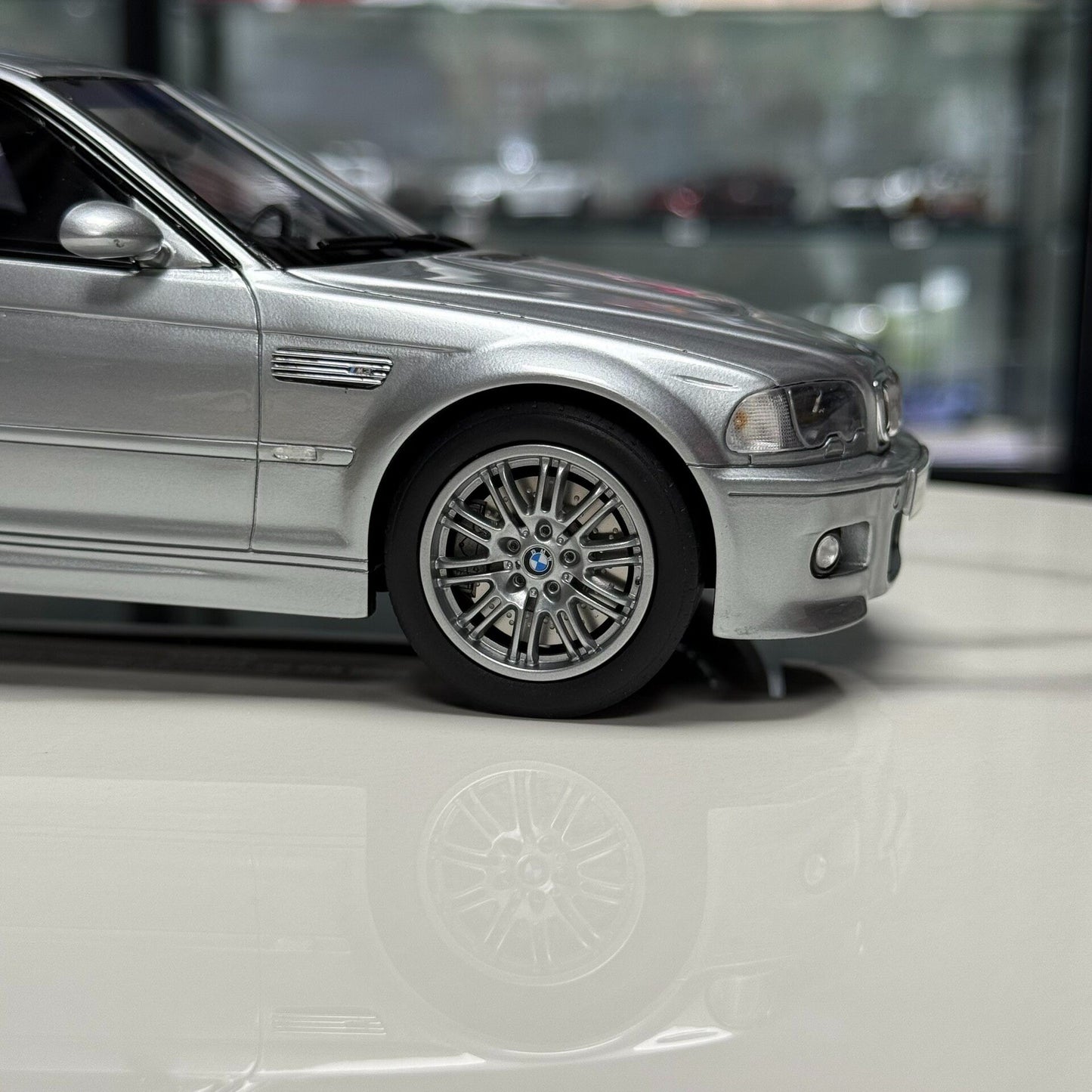 OttOmobile BMW e46 M3 touring 1:18 Resin Model image 8
