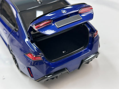MINICHAMPS BMW M5 2024 110023802 1:18 - immagine 8