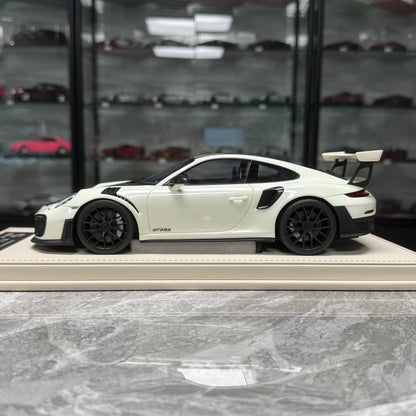 Vehicle Art Porsche 911 GT2 RS 1:18 Resin Model image 8