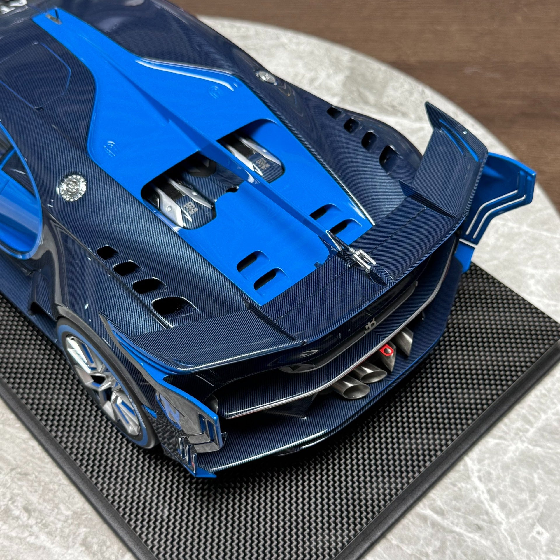 Looksmart Bugatti Vision Gran Turismo VGT 1:12 Resin Model image 8