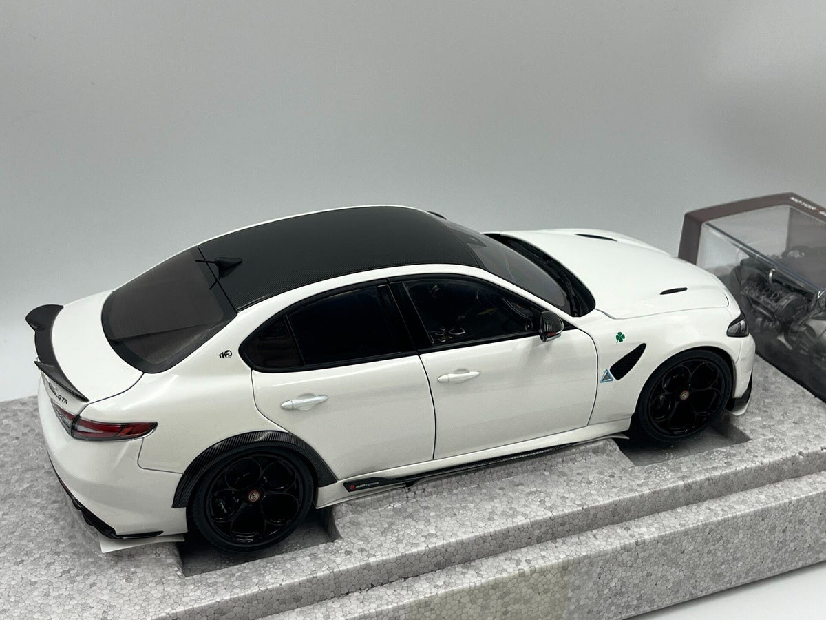 Scale Model MH 1 18 GTA 1:18 White - immagine 8