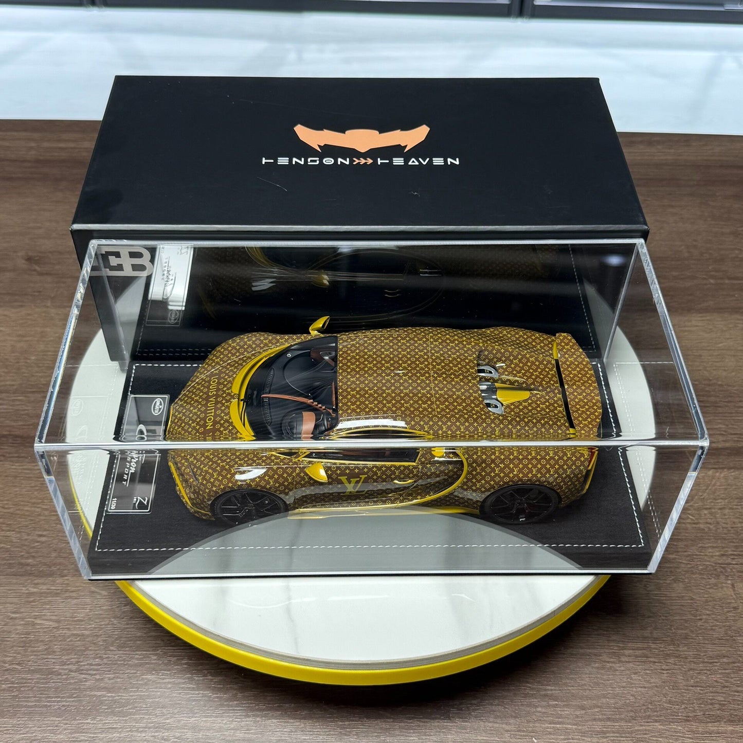 HH Model Bugatti chiron 1:18 Resin Model image 8