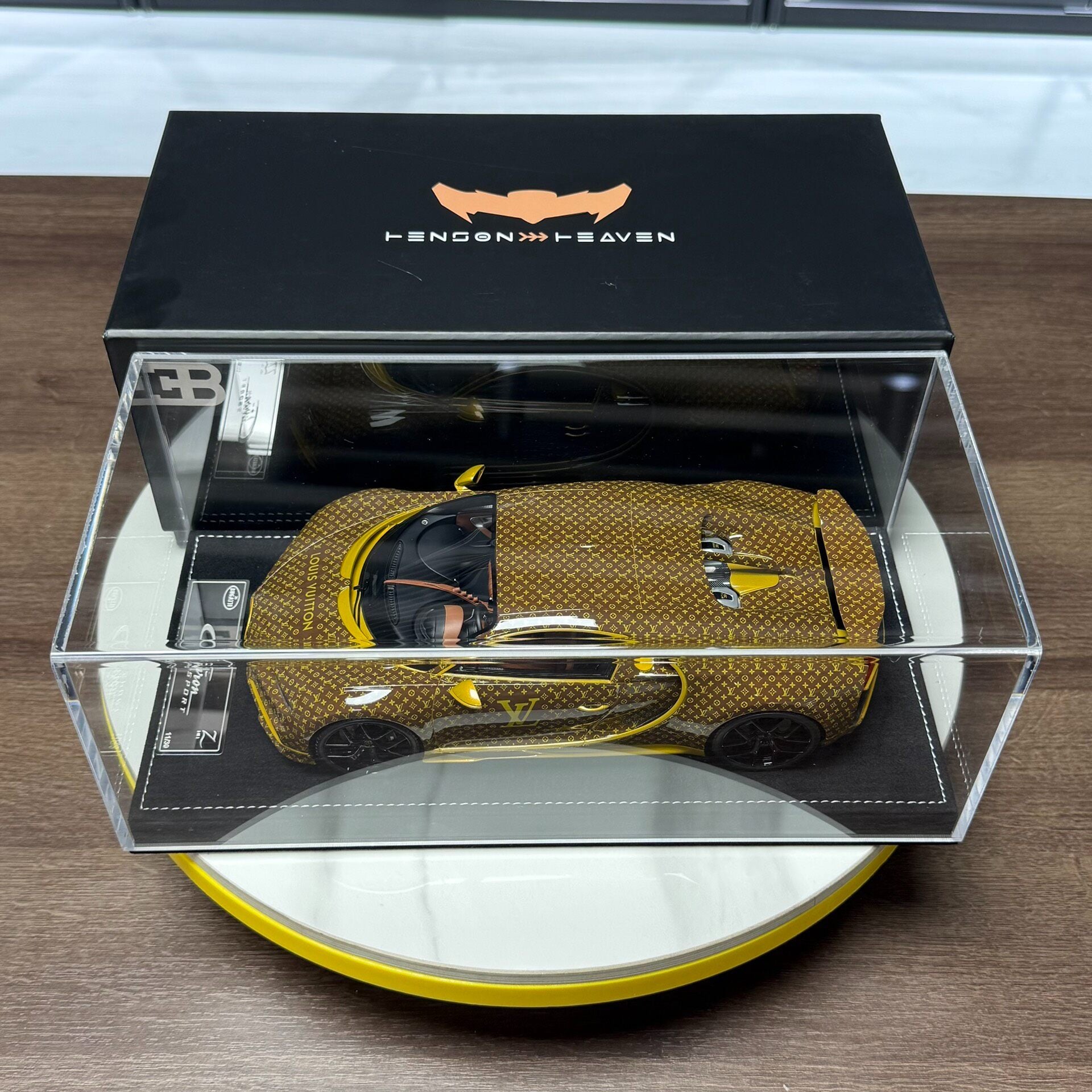 HH Model Bugatti chiron 1:18 Resin Model image 8