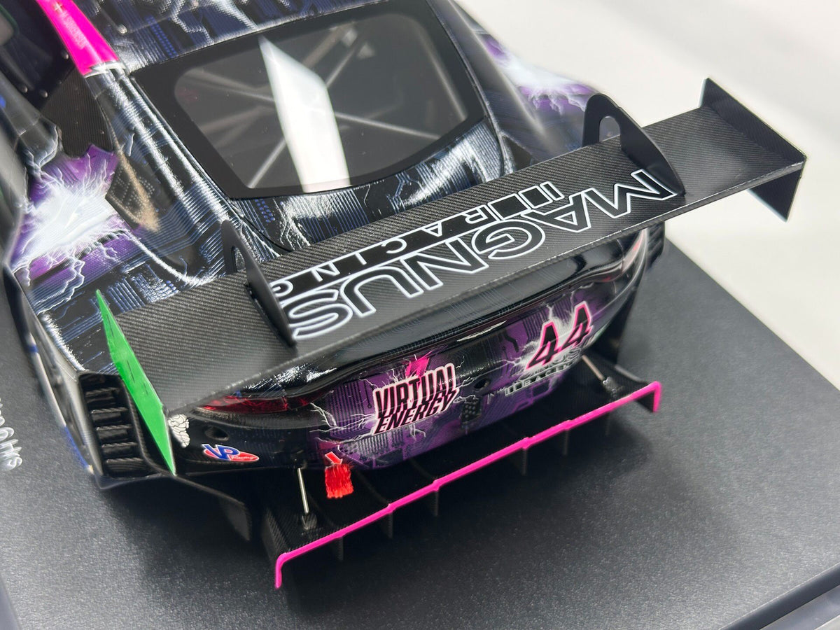 TopSpeed Aston Martin Vantage GT Evo Magnus Racing 1:18 - immagine 8