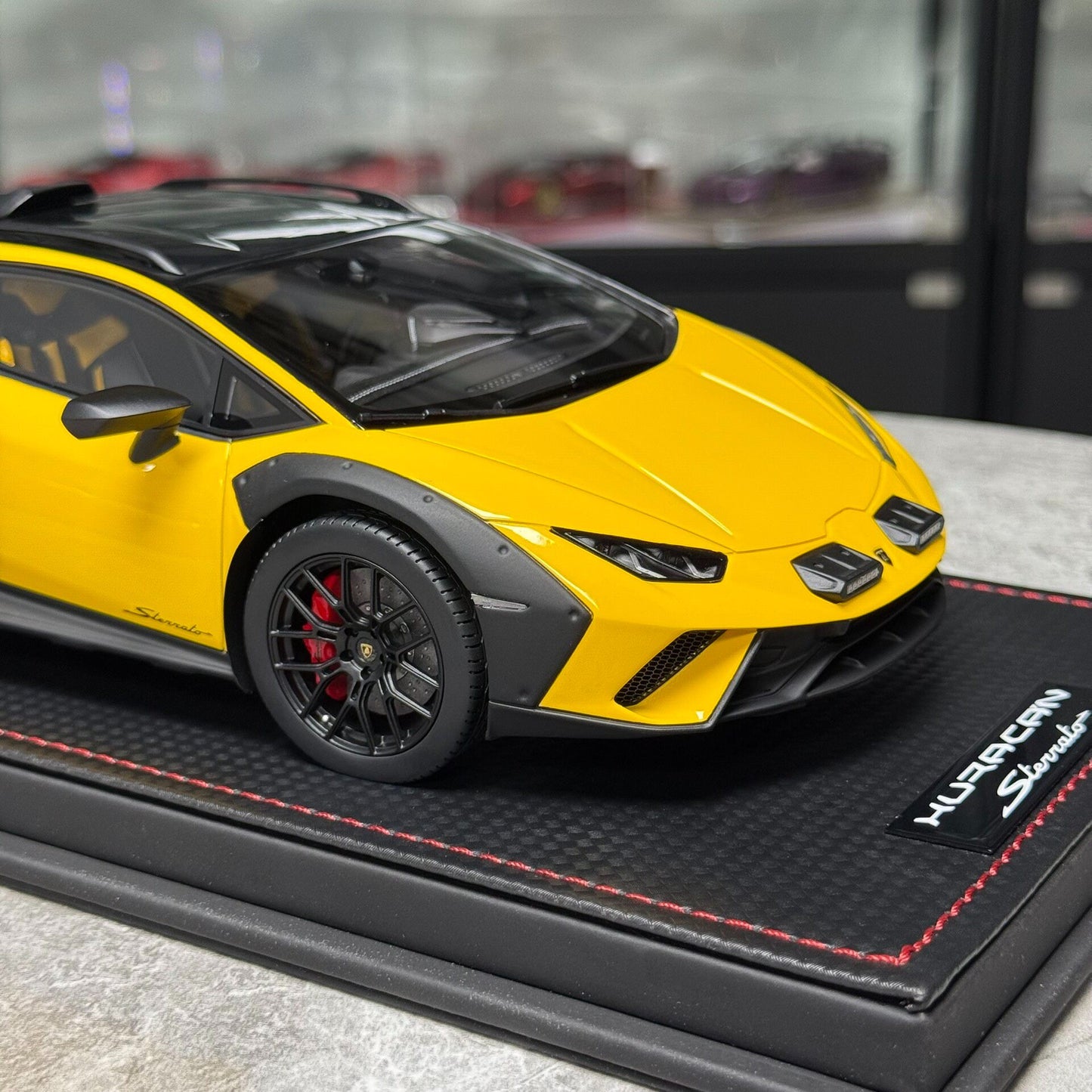 MR Lamborghini 1:18 Resin Model image 8