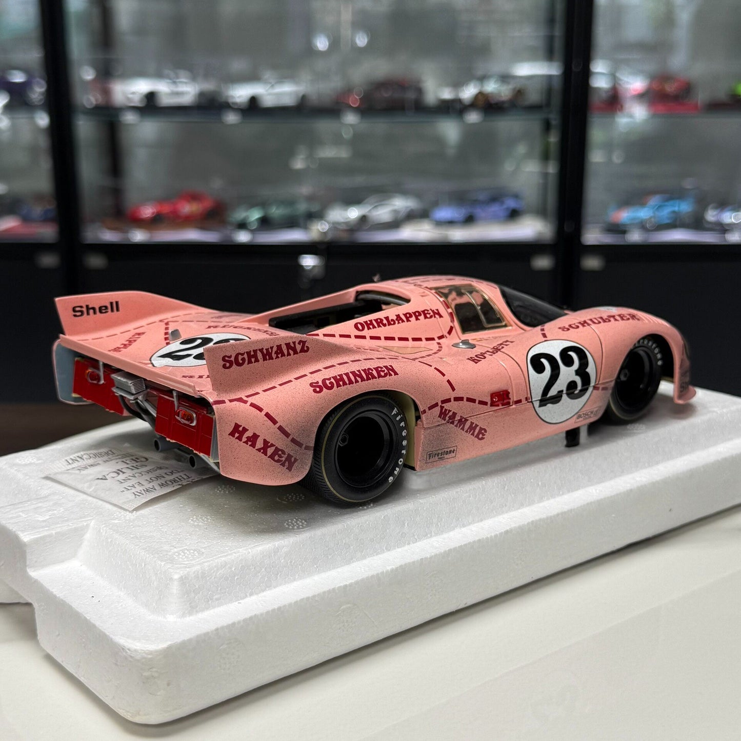 MINI GT Porsche 917 1:18 Alloy Model image 8