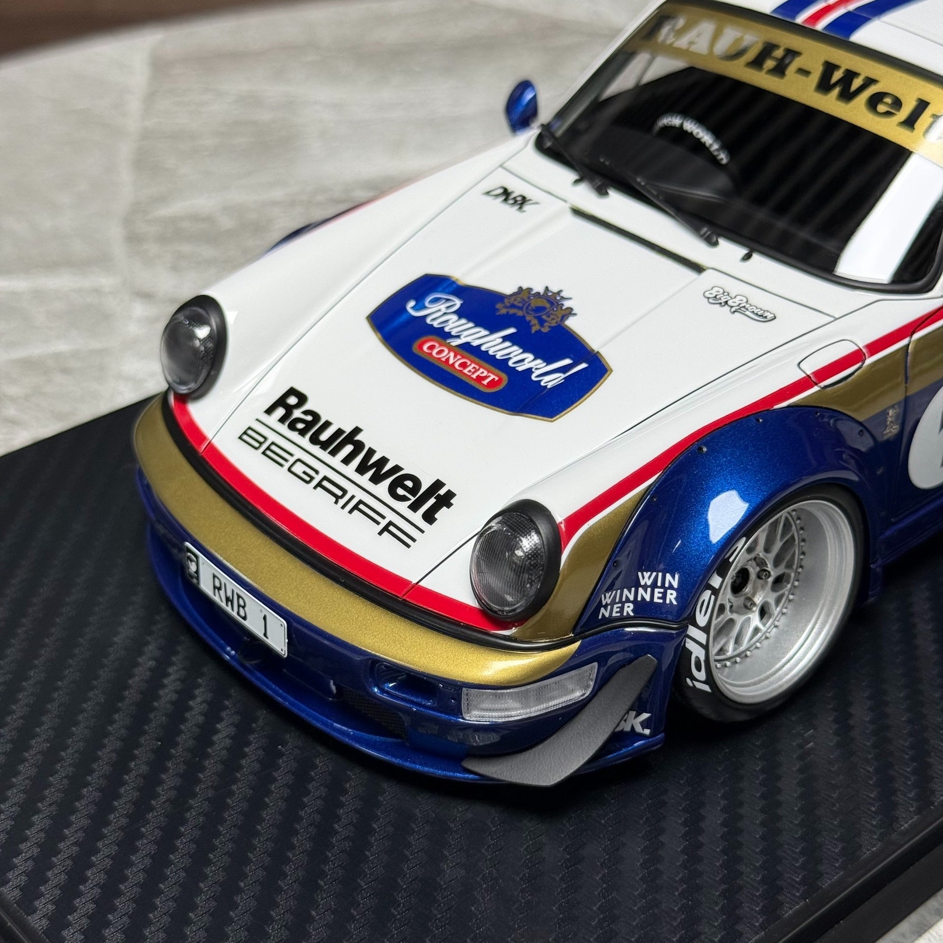 Ignition Model Porsche 964 RWB 1:18 Resin Model image 8