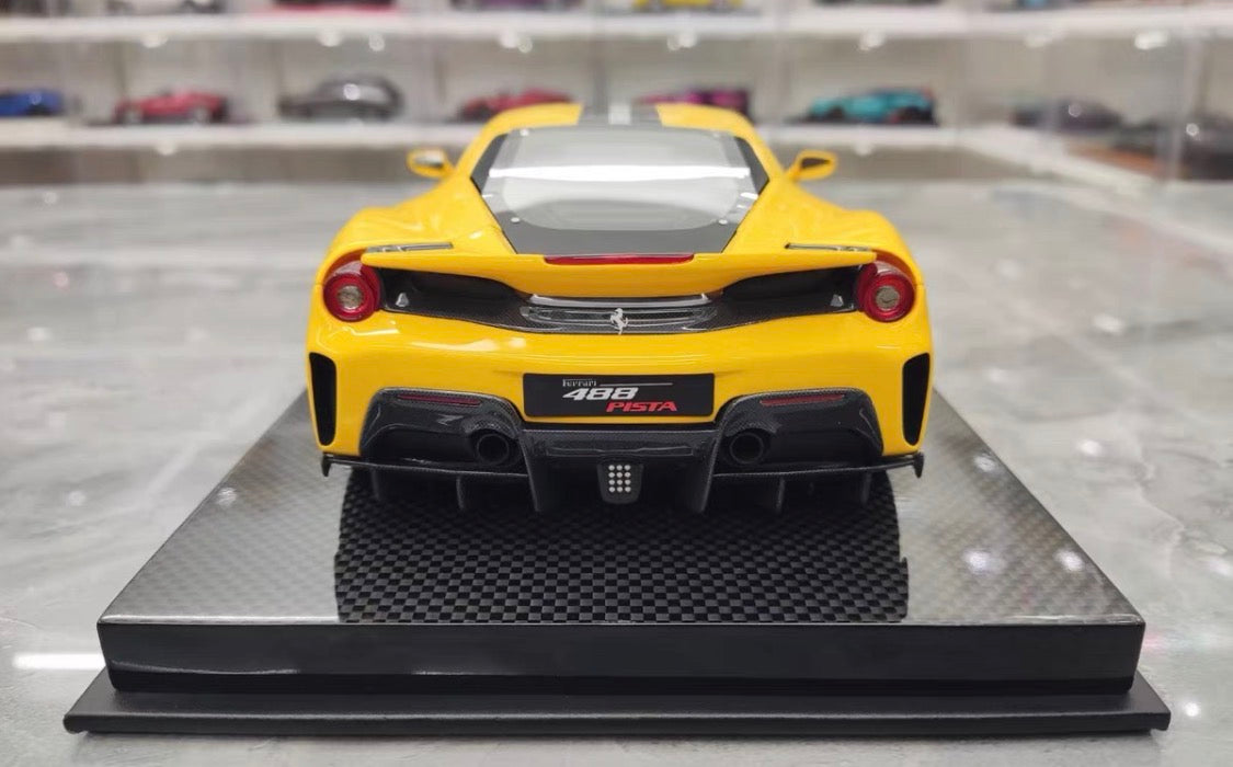 DM Model 1/18 Ferrari 488 Pista Fully Open Resin Model Limited 10