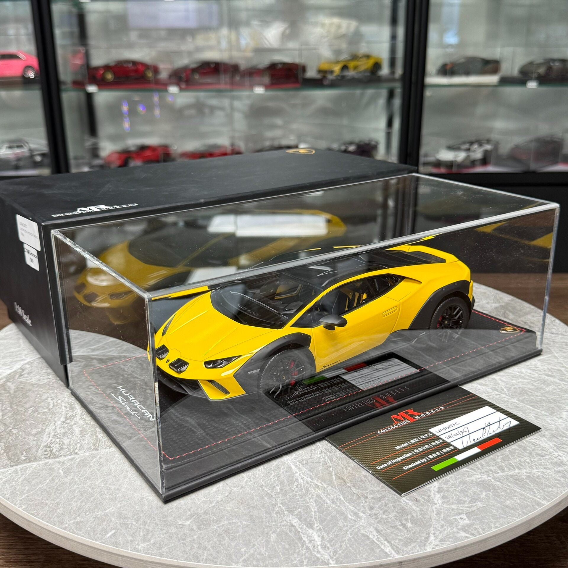 MR Lamborghini 1:18 Resin Model image 9