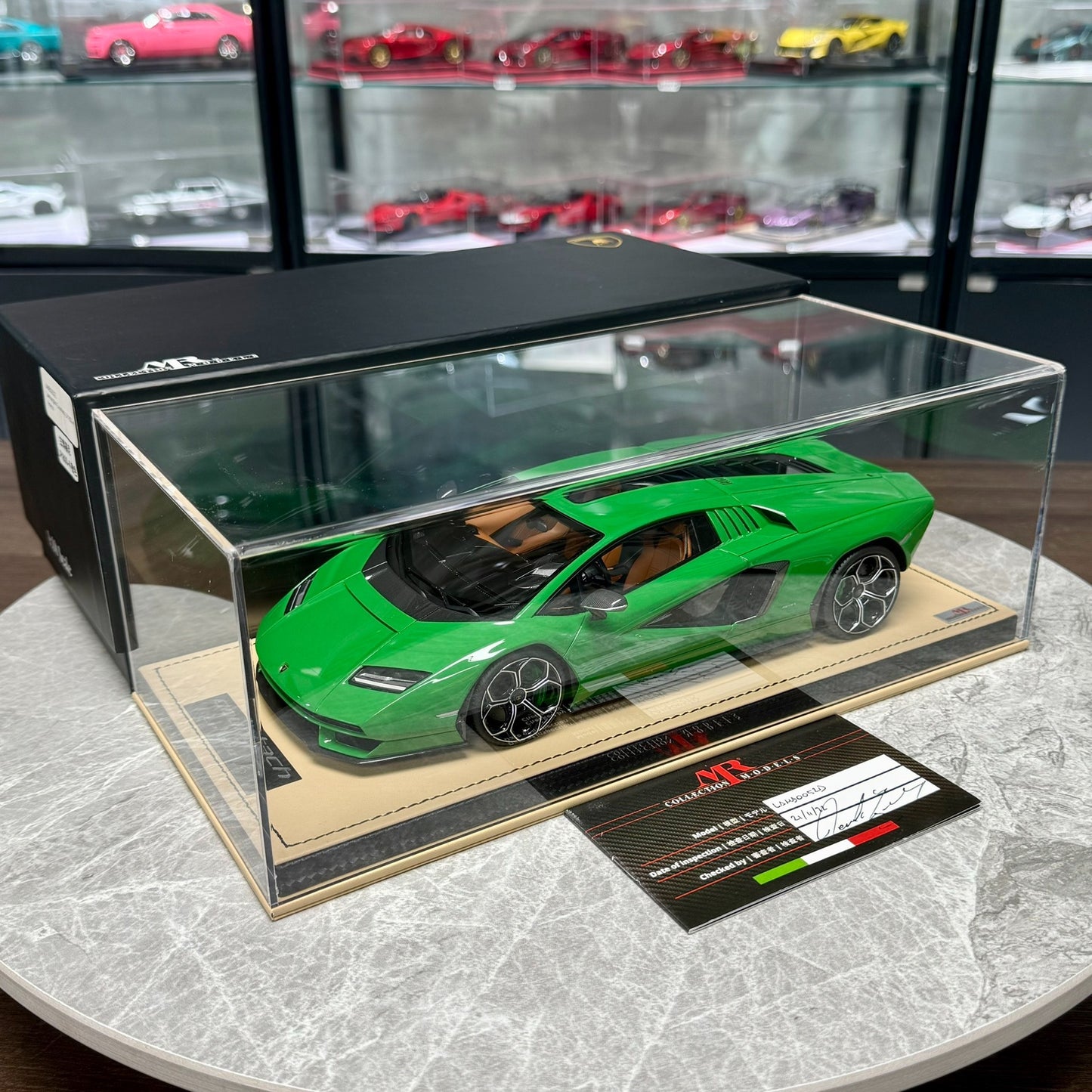 MR Lamborghini Countach LPI800-4 1:18 Resin Model image 9