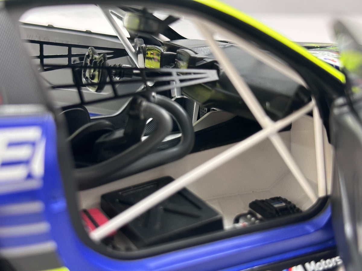 MINICHAMPS BMW M4 EVO WRT 24H LE MANS 2025 1:18 - immagine 9