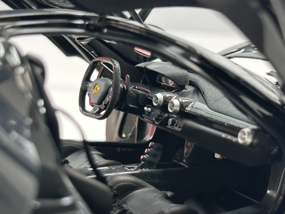 BBR Ferrari 182244CH 1:18 Black - immagine 9