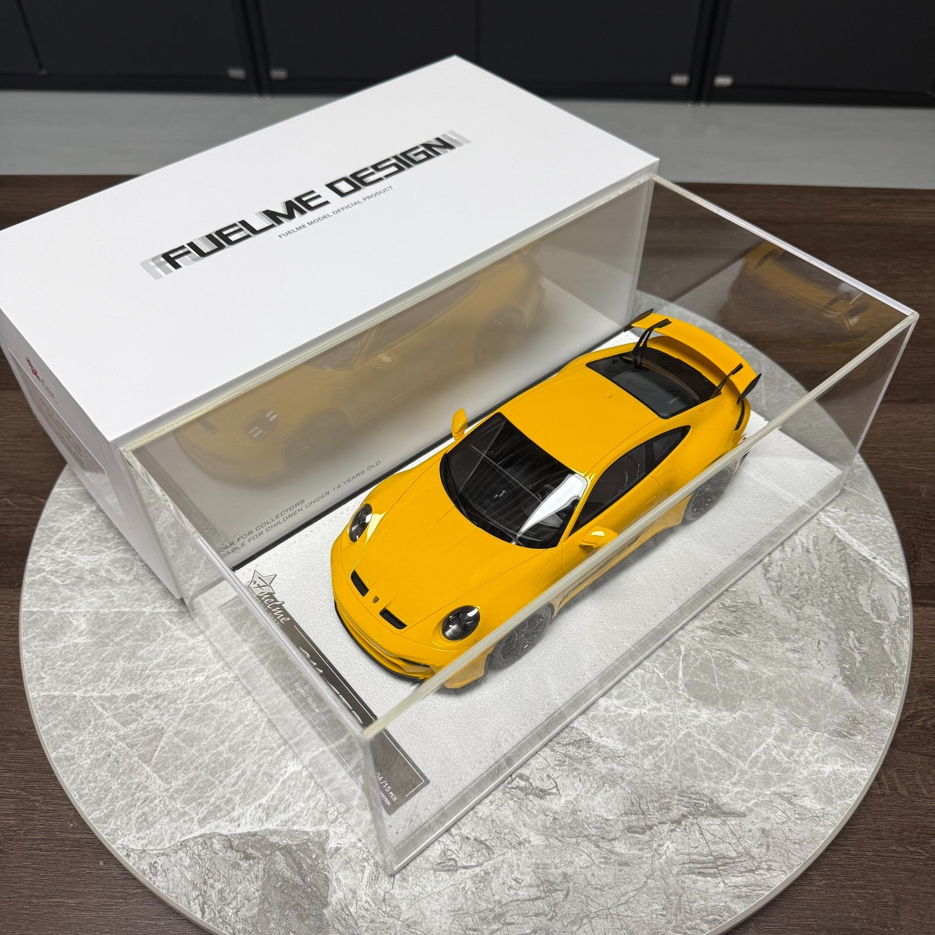 FuelMe Porsche 911 992 GT3 1:18 Resin Model image 9