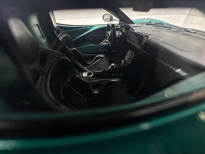 TopSpeed Aston Martin Valhalla P Podium 1:18 Green - immagine 9