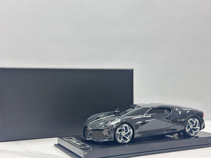 Scale Model 18 Bugatti BlackCarbon Fibre 1:18 - immagine 9