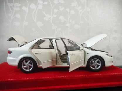 Scale Model 1 18Model White - immagine 9