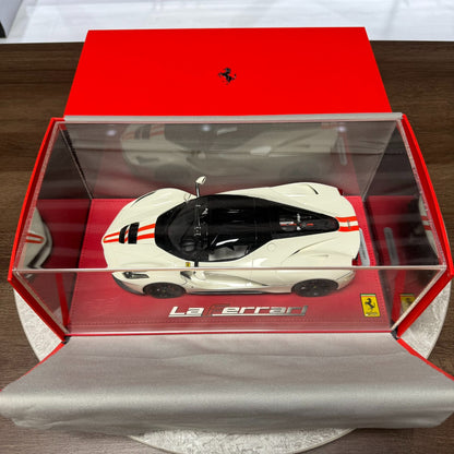 BBR Ferrari LaFerrari 1:18 Resin Model image 9