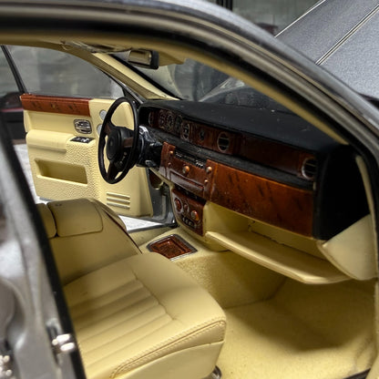 Kyosho Rolls-Royce Phantom 1:18 Alloy Model image 9