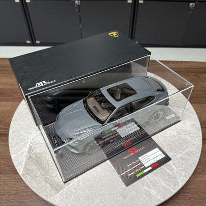 MR Lamborghini URUS S 1:18 Resin Model image 9