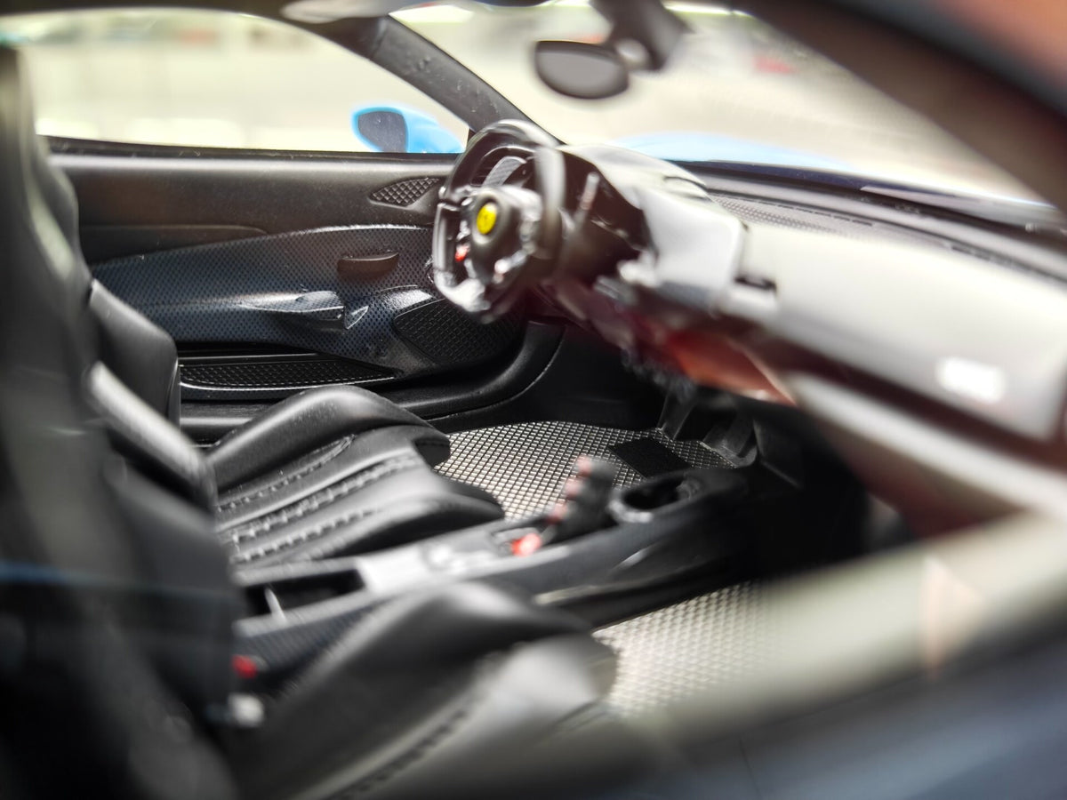 AR GH Ferrari Novit Novitec 488pista 1:18 - immagine 9