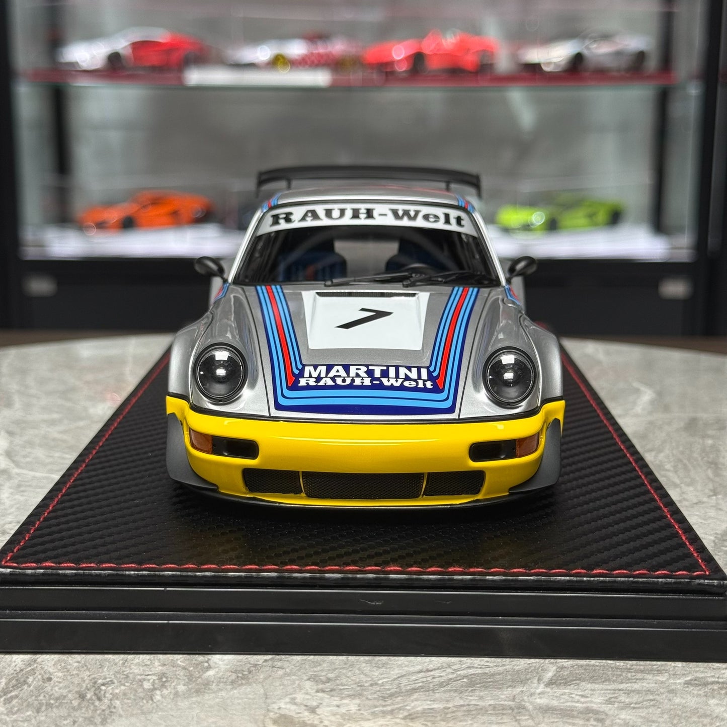 Ignition Model Porsche 964 RWB 1:18 Resin Model image 9