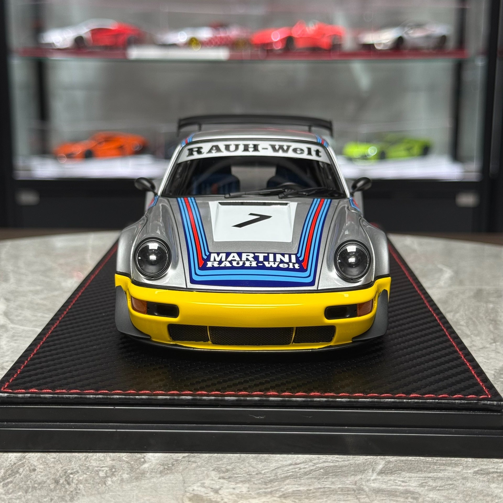 Ignition Model Porsche 964 RWB 1:18 Resin Model image 9