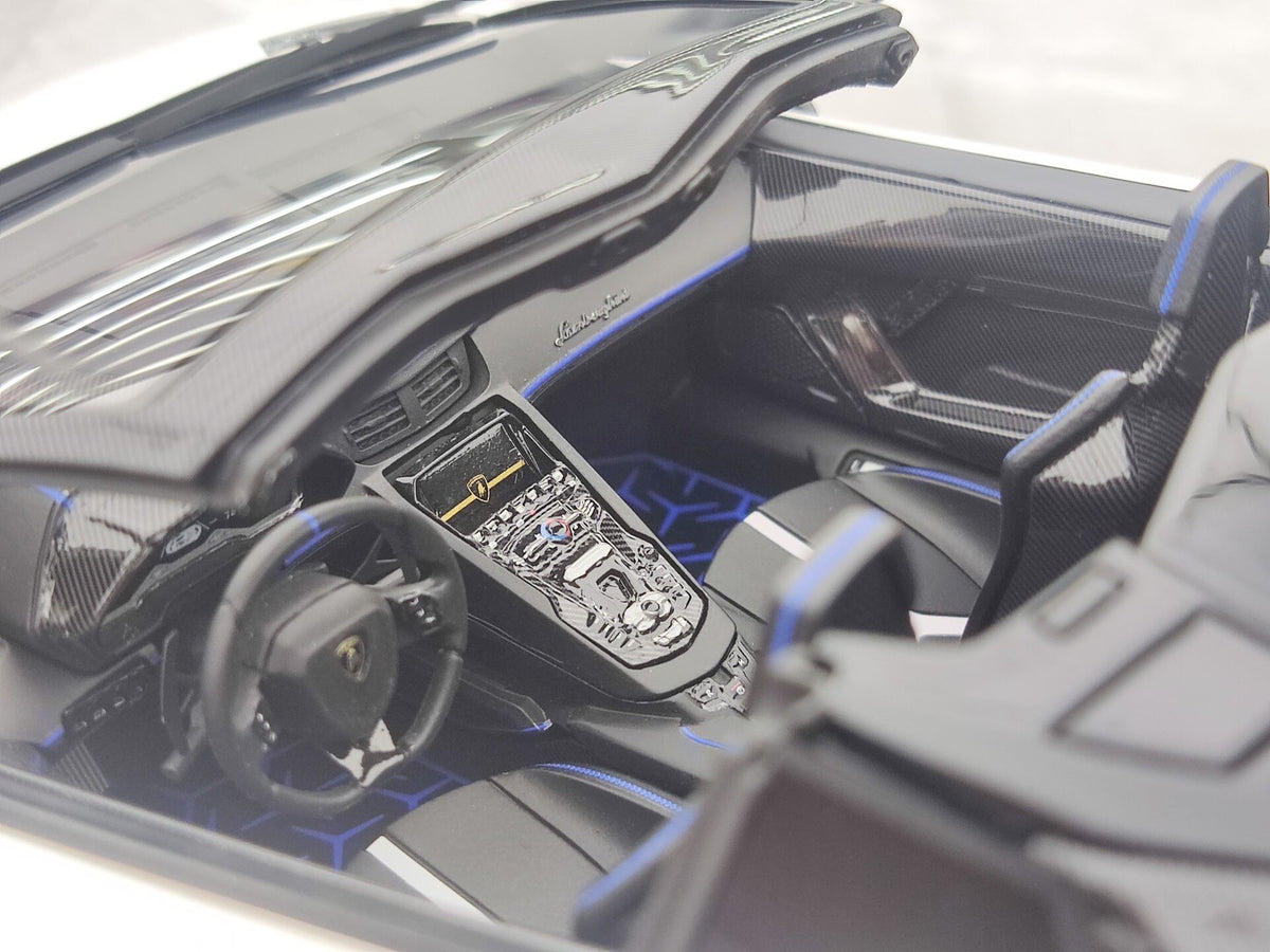 Scale Model RUNNER LamborghiniSVJ JM-RNR 035 1:18 - immagine 9