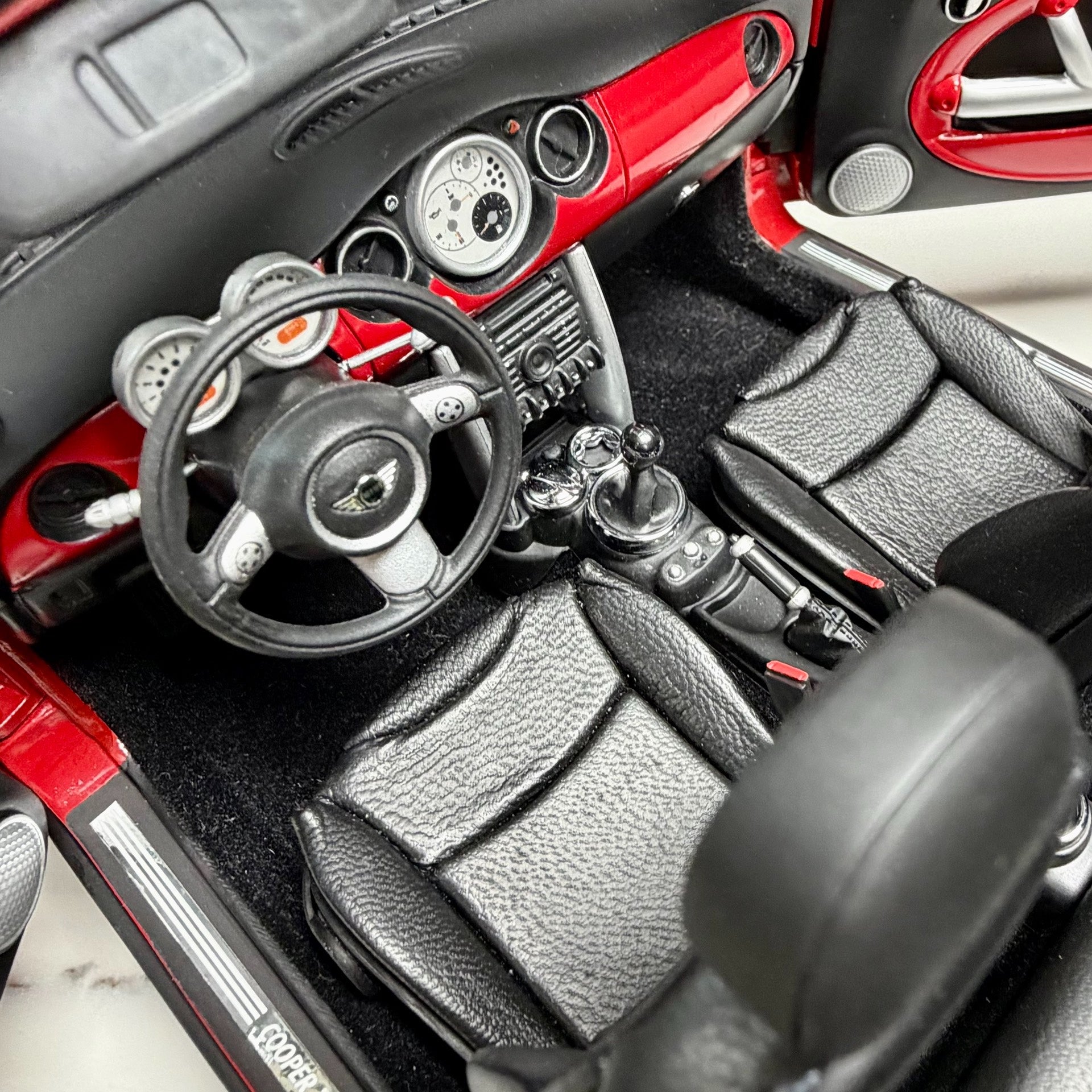 Kyosho MINI Cooper 1:12 Alloy Model image 9